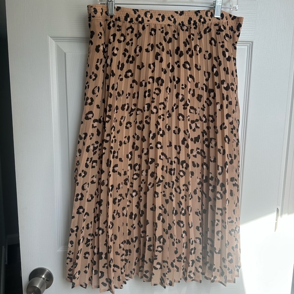 a new day Tan Leopard Print A-Line Skirt - Picture 1 of 3